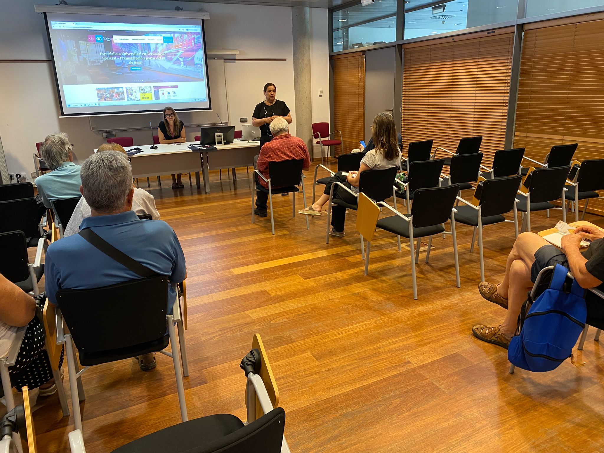 PORTES OBERTES. Ja pots inscriure't. Matrícula al Juliol.